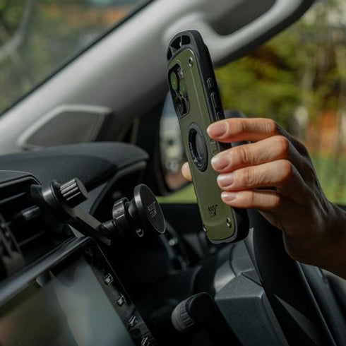 PLAY MAGNET CAR MOUNT.