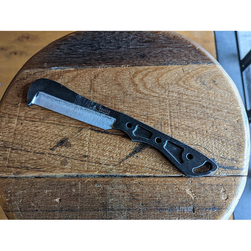 鍛造バトニング鉈 名栗