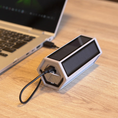 ソーラー充電対応 バッテリー機能付きLEDランタン PLAY HEX-SoLa ver.2